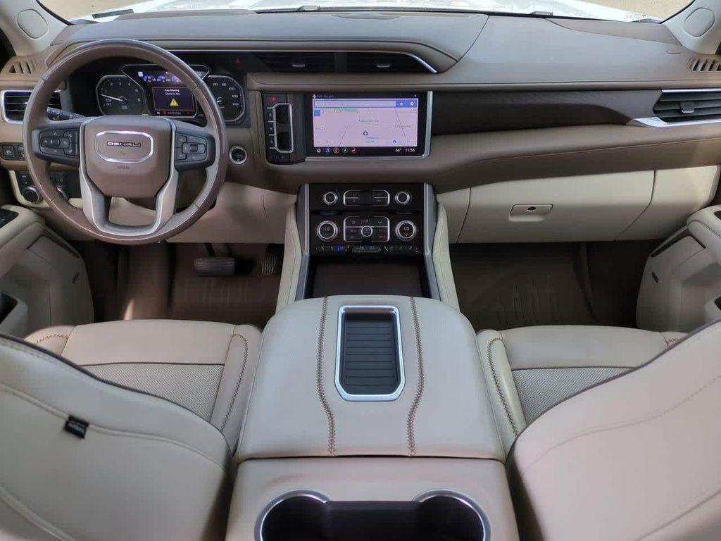 used 2021 GMC Yukon XL car, priced at $40,325