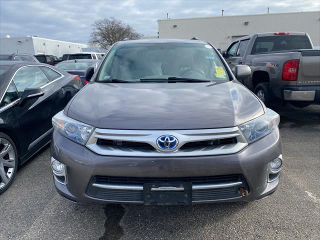 used 2013 Toyota Highlander Hybrid car, priced at $16,875