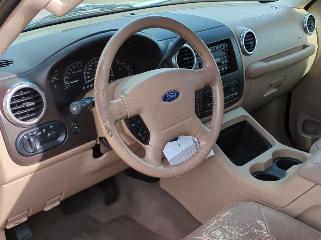 used 2003 Ford Expedition car, priced at $5,952