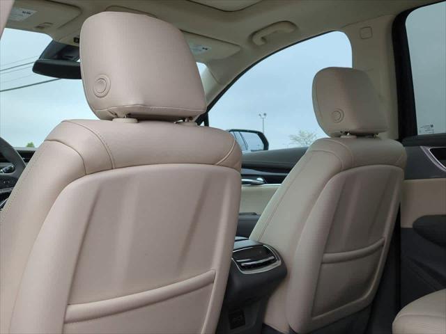 used 2024 Cadillac XT6 car, priced at $44,626
