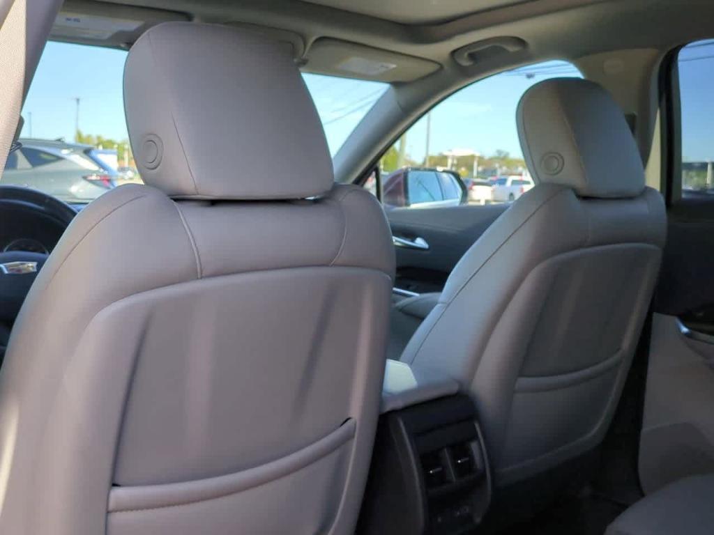 used 2023 Cadillac XT4 car, priced at $29,133