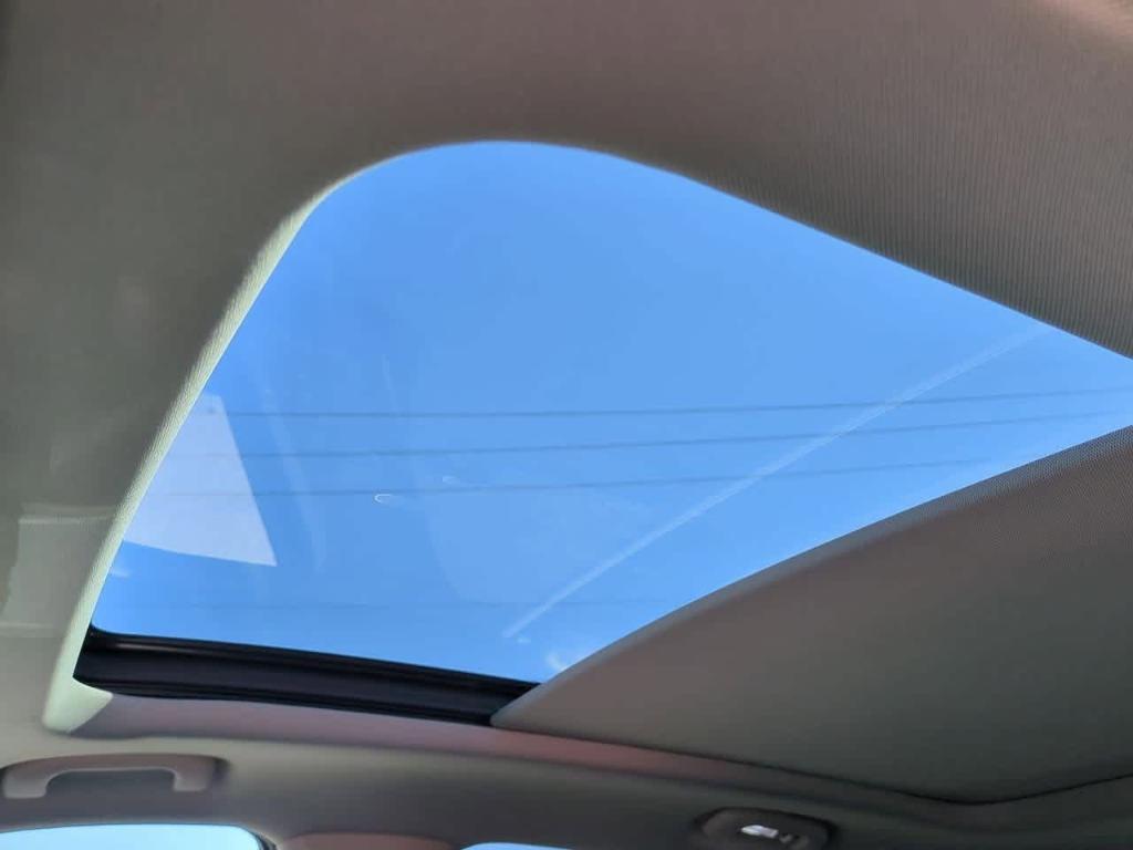 used 2023 Cadillac XT4 car, priced at $29,133