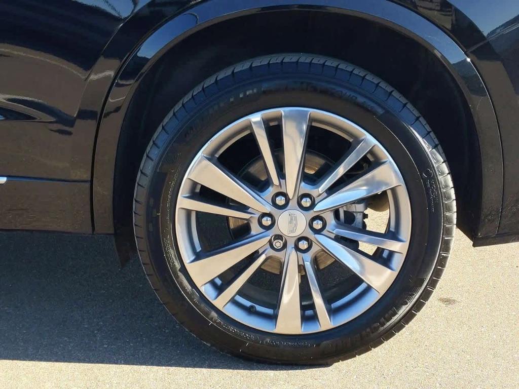 used 2024 Cadillac XT6 car, priced at $46,065