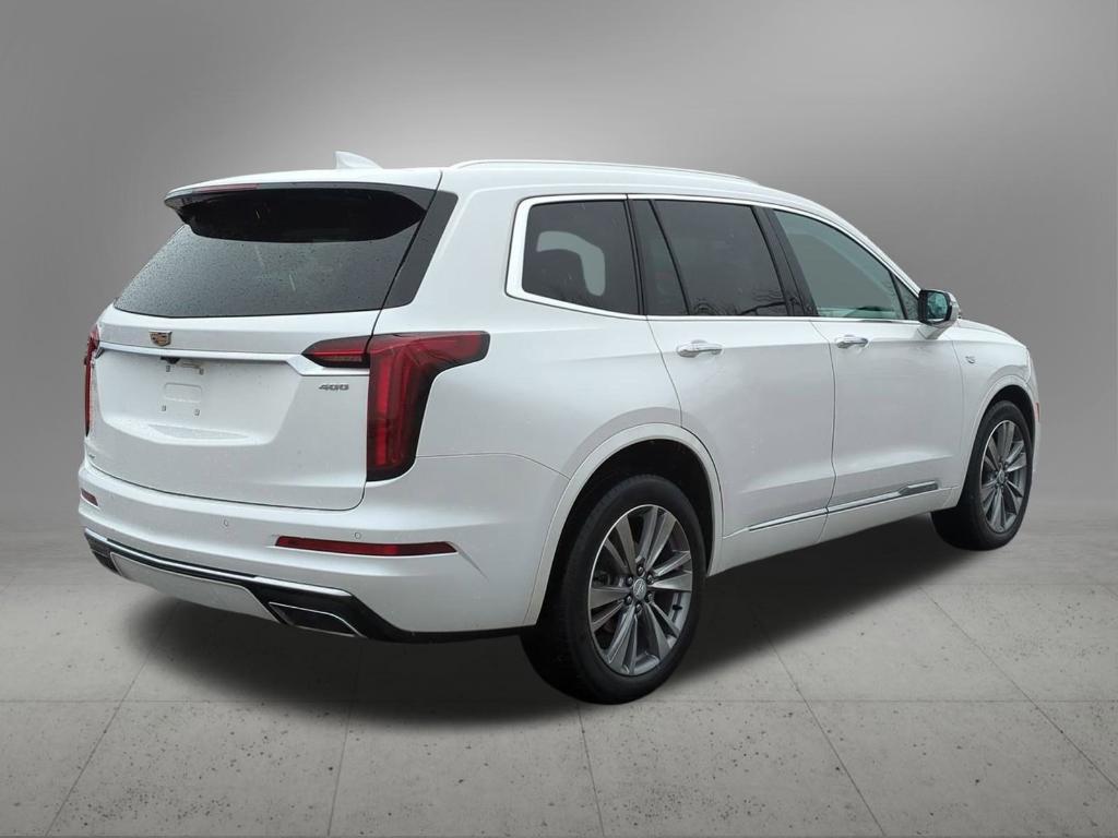 used 2022 Cadillac XT6 car, priced at $33,726