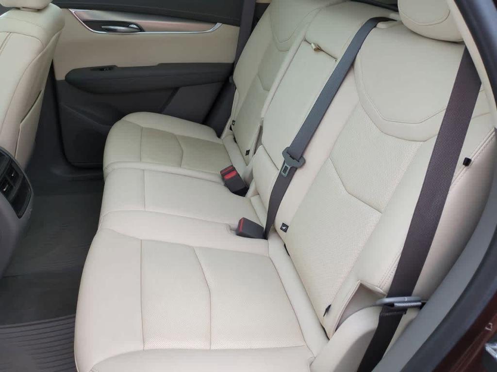 used 2018 Cadillac XT5 car, priced at $20,263