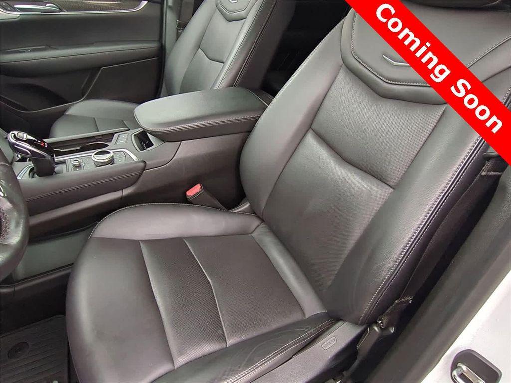 used 2023 Cadillac XT5 car, priced at $36,594