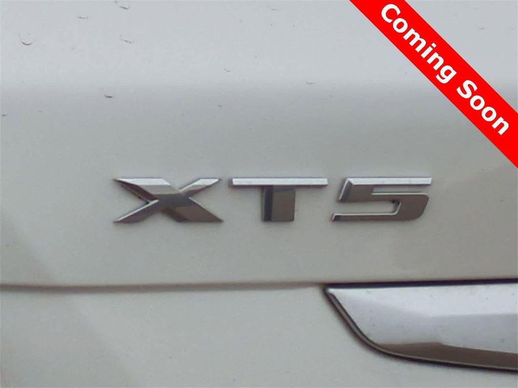 used 2023 Cadillac XT5 car, priced at $36,594