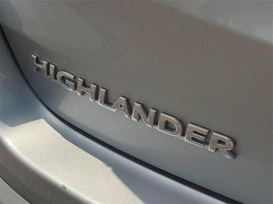 used 2018 Toyota Highlander car, priced at $22,000