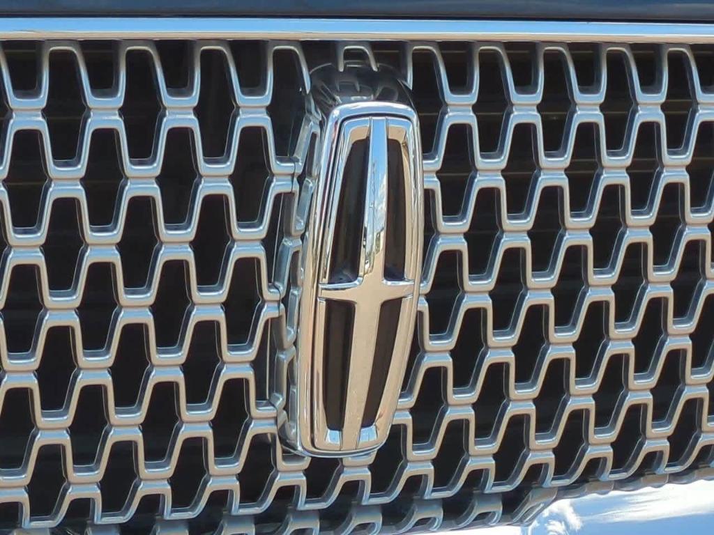 used 2017 Lincoln Continental car, priced at $21,916
