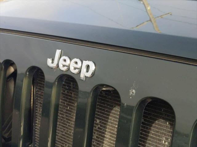 used 2010 Jeep Wrangler Unlimited car, priced at $12,199