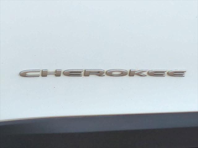 used 2015 Jeep Cherokee car, priced at $9,494