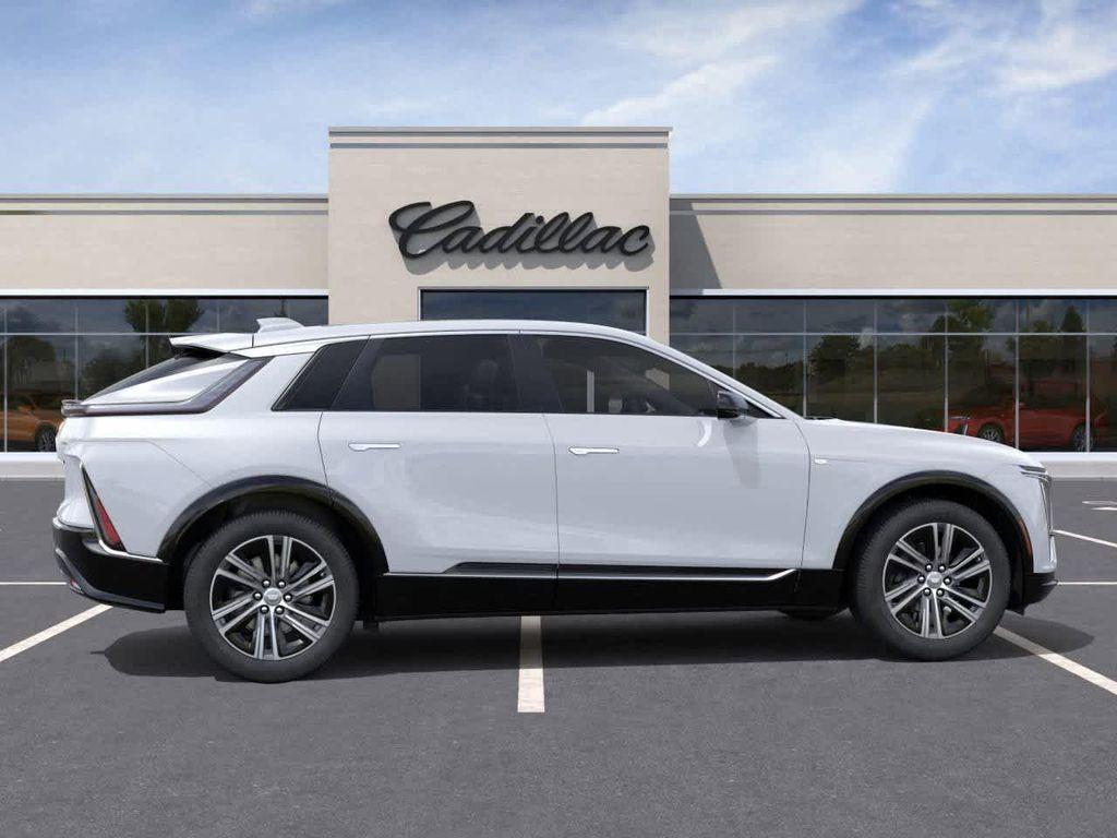 new 2026 Cadillac LYRIQ car