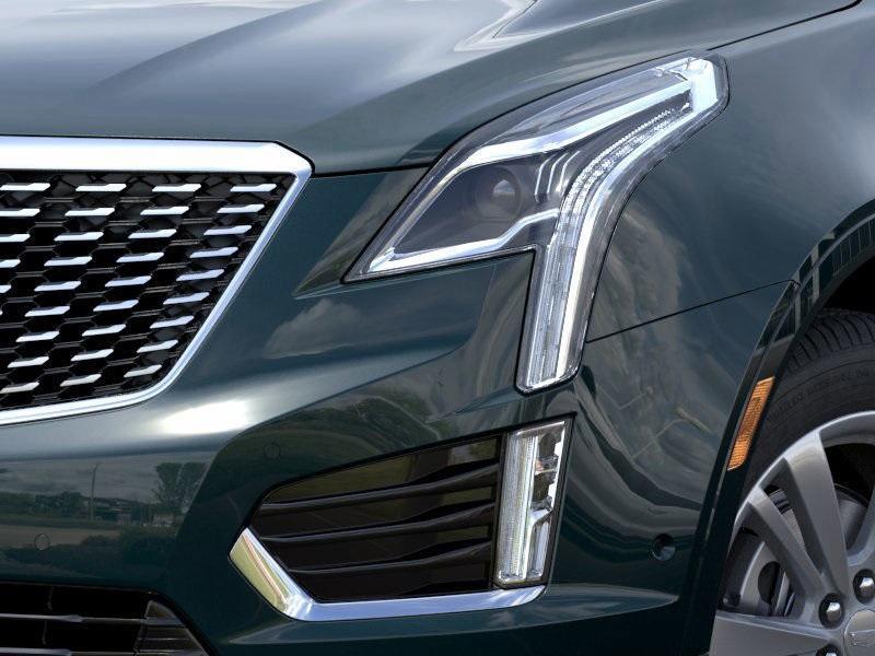 new 2025 Cadillac XT5 car, priced at $51,570