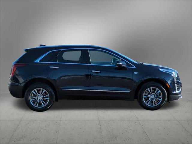 used 2022 Cadillac XT5 car, priced at $30,670