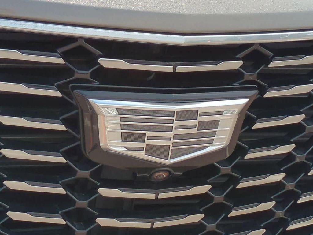 used 2022 Cadillac XT4 car, priced at $27,816