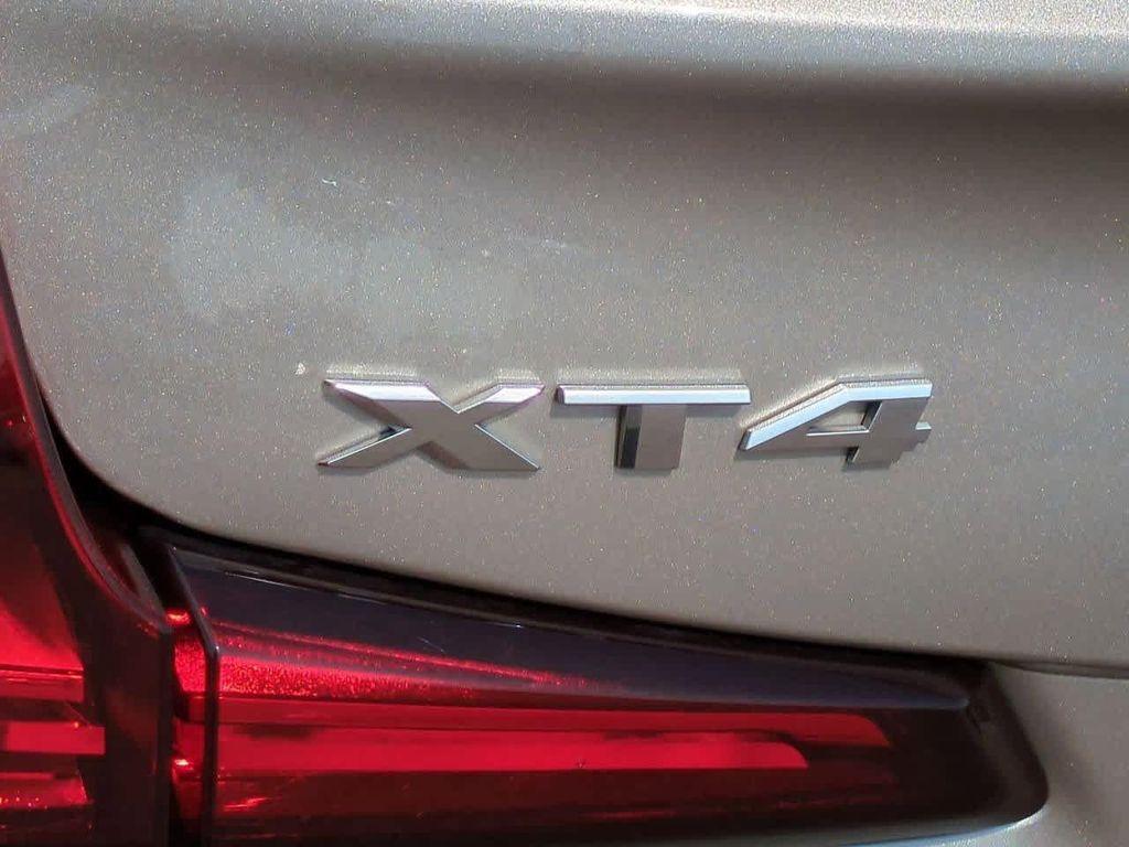 used 2022 Cadillac XT4 car, priced at $27,816