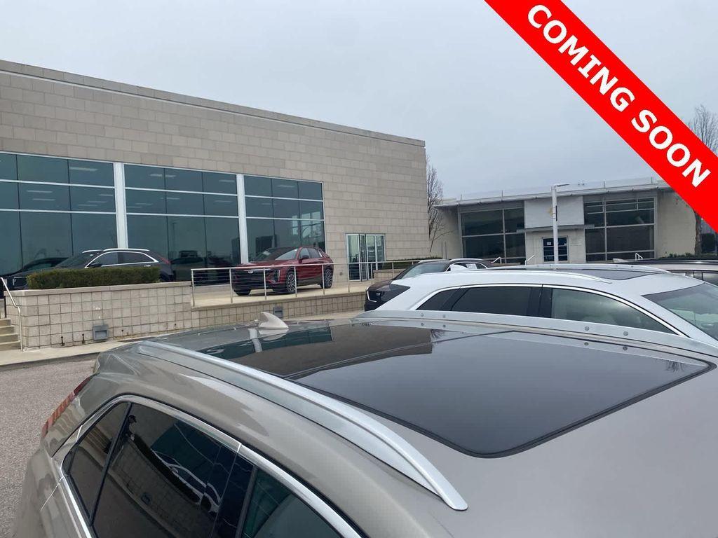 used 2022 Cadillac XT4 car, priced at $27,987