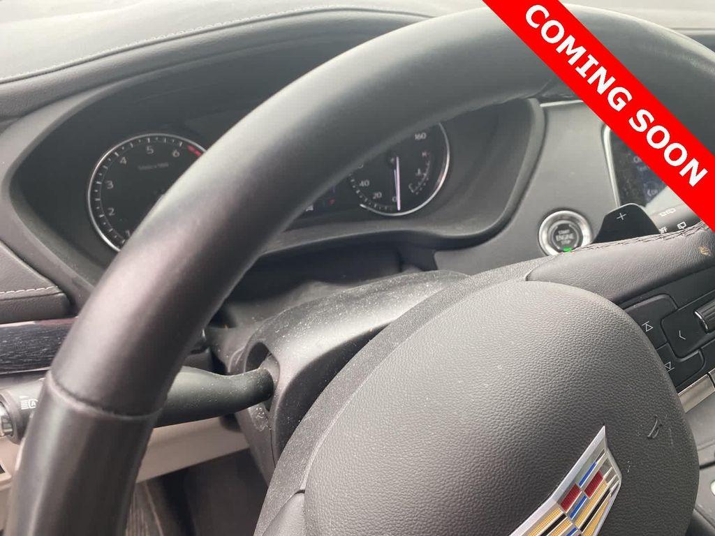 used 2022 Cadillac XT4 car, priced at $27,987