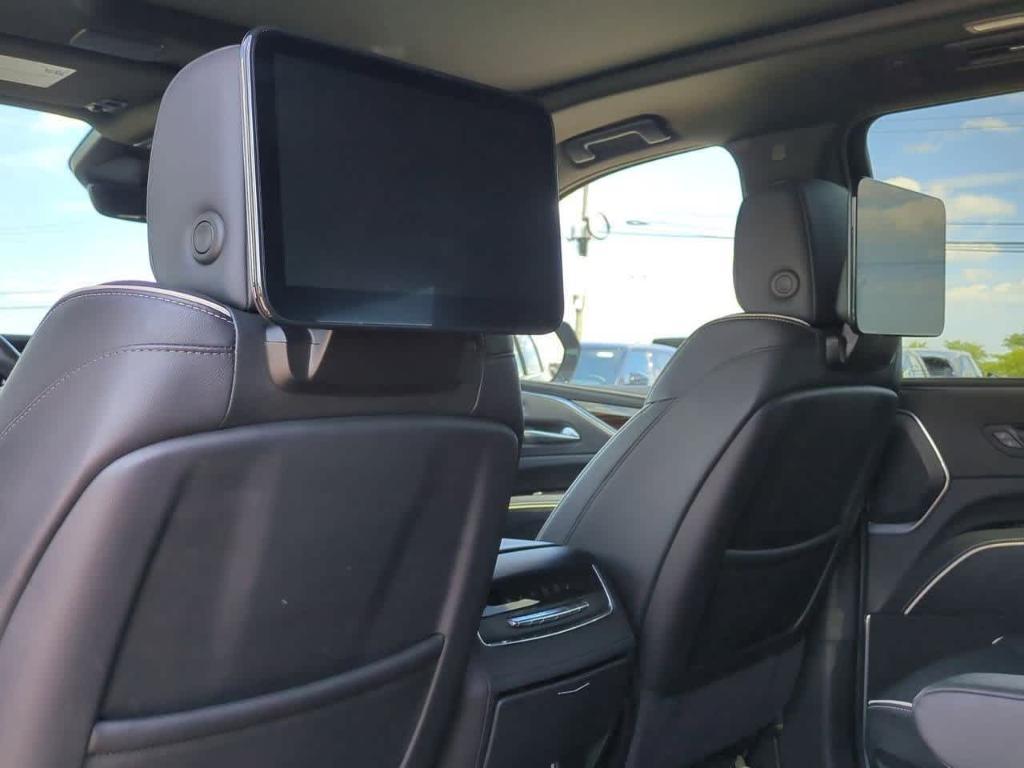 used 2024 Cadillac Escalade ESV car, priced at $82,266