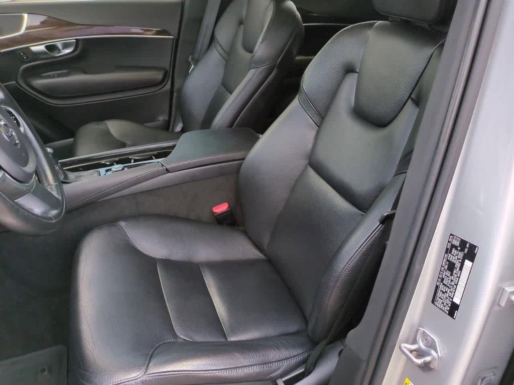 used 2019 Volvo XC90 car, priced at $23,664