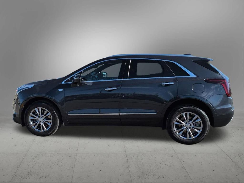 used 2023 Cadillac XT5 car, priced at $31,929