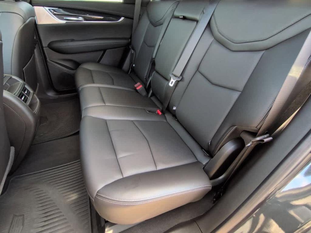 used 2023 Cadillac XT5 car, priced at $31,929