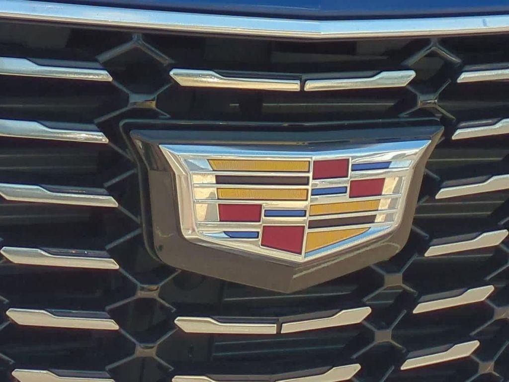 used 2023 Cadillac XT4 car, priced at $29,986