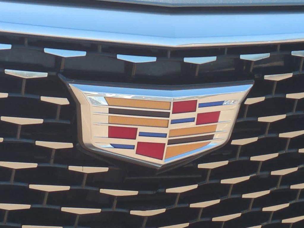 used 2023 Cadillac XT6 car, priced at $32,664