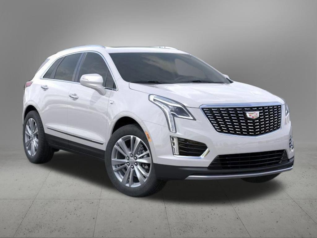 used 2025 Cadillac XT5 car, priced at $50,621