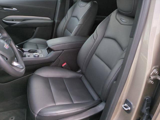 used 2023 Cadillac XT4 car, priced at $28,999