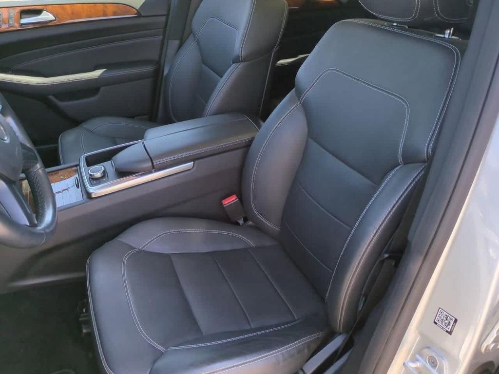 used 2014 Mercedes-Benz M-Class car, priced at $13,370