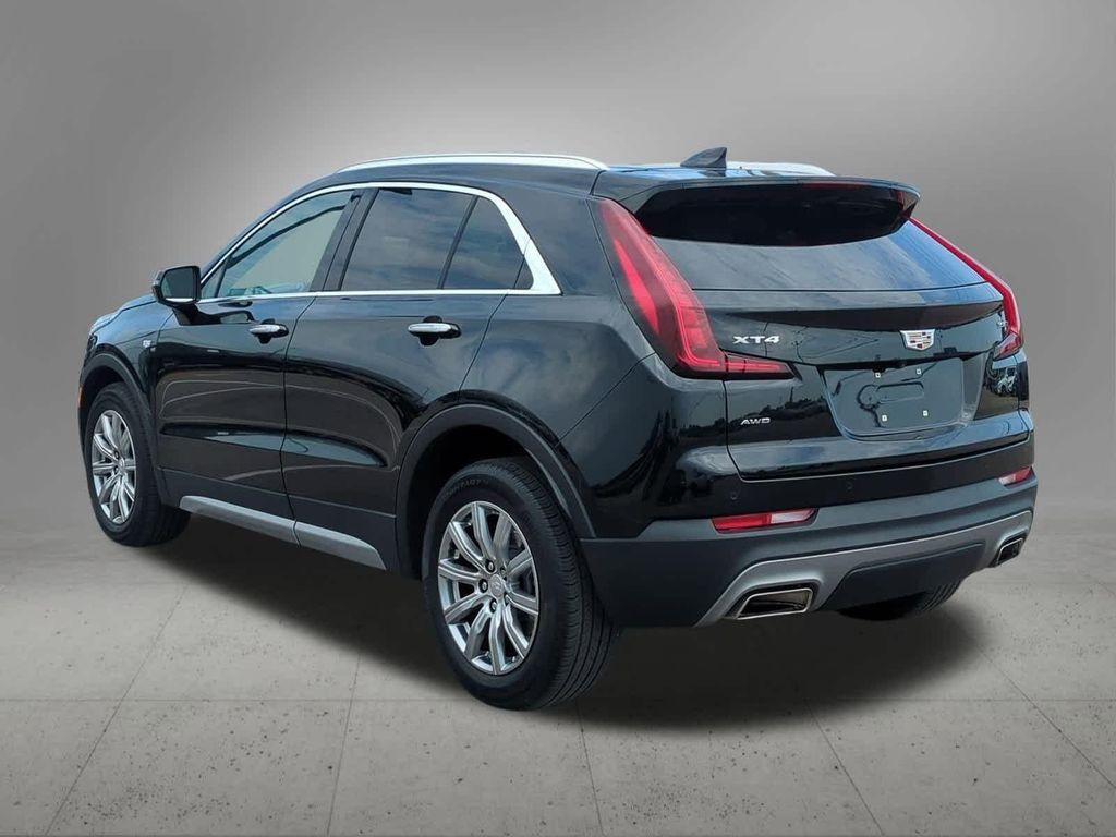used 2023 Cadillac XT4 car, priced at $29,986