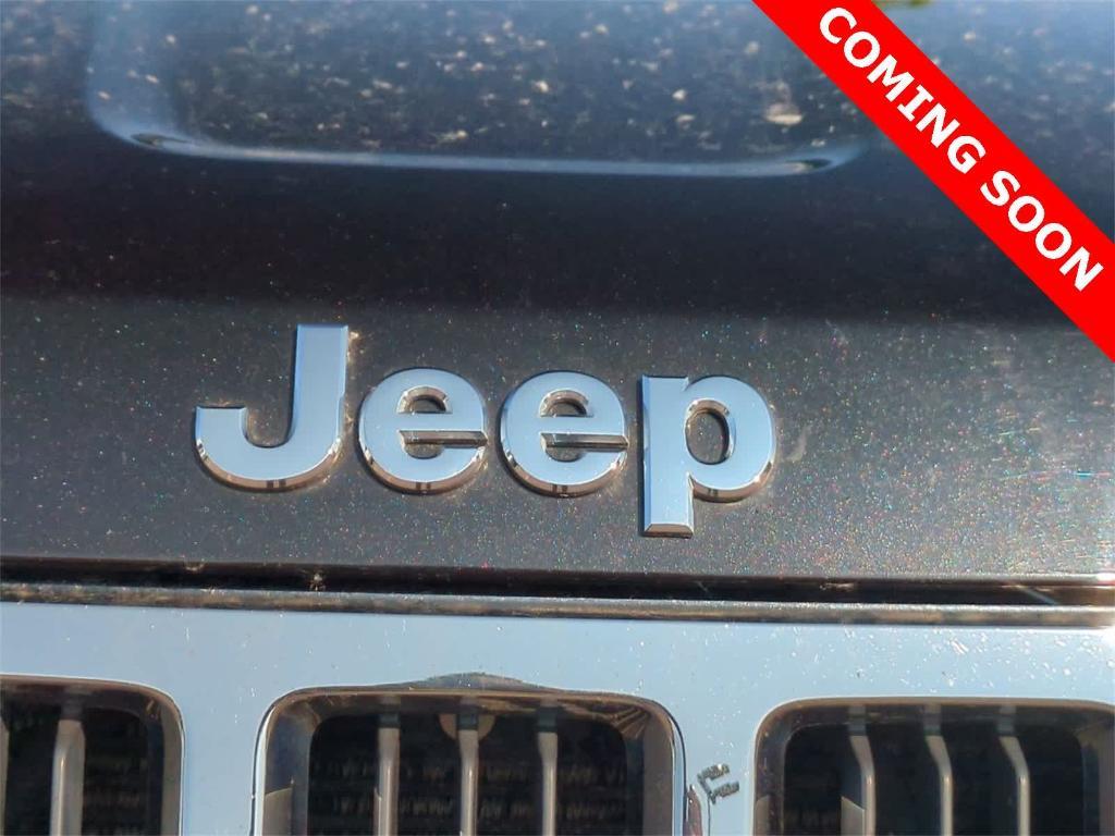 used 2013 Jeep Grand Cherokee car, priced at $13,671
