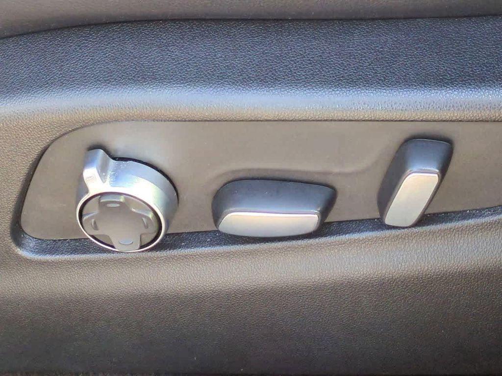 used 2023 Cadillac XT4 car, priced at $29,557