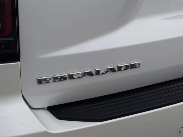 used 2022 Cadillac Escalade ESV car, priced at $67,075