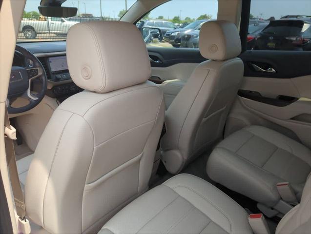 used 2022 GMC Acadia car, priced at $33,904