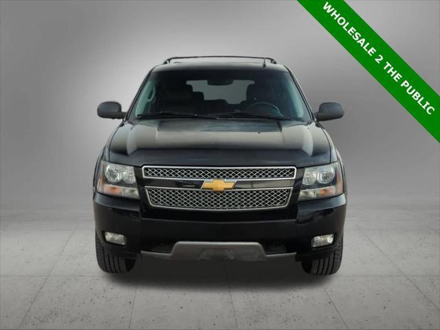 used 2014 Chevrolet Suburban car, priced at $11,226