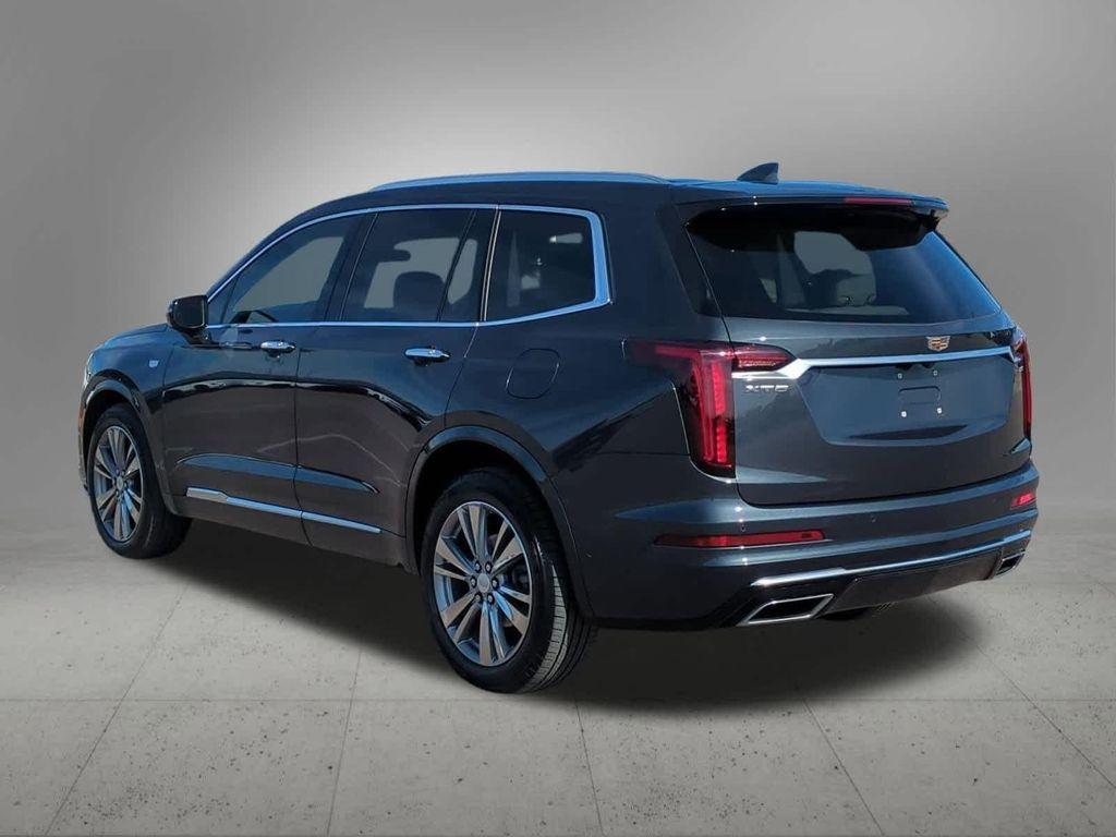 used 2023 Cadillac XT6 car, priced at $35,187