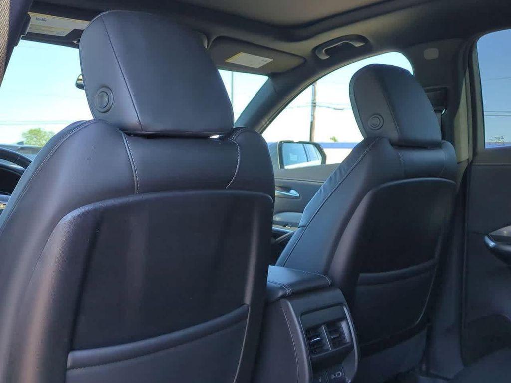 used 2023 Cadillac XT4 car, priced at $28,902