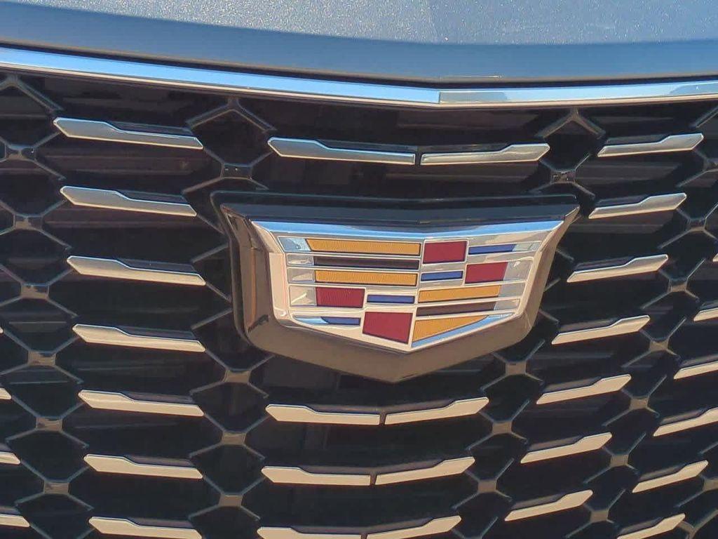 used 2023 Cadillac XT4 car, priced at $28,902
