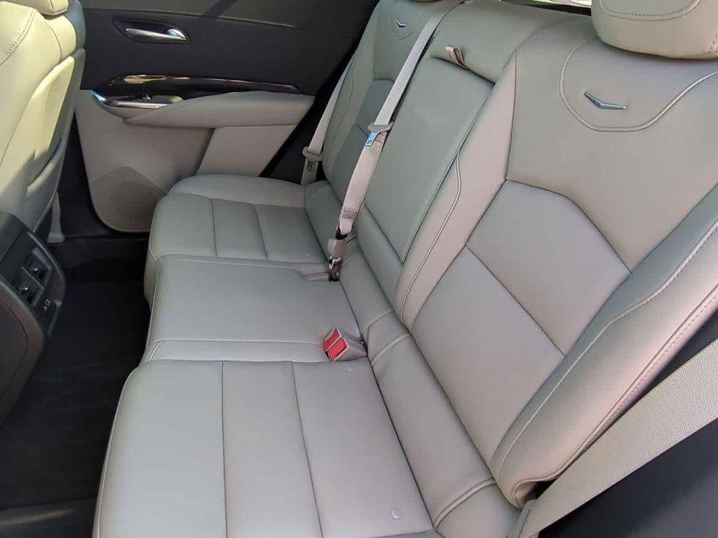 used 2022 Cadillac XT4 car, priced at $25,224