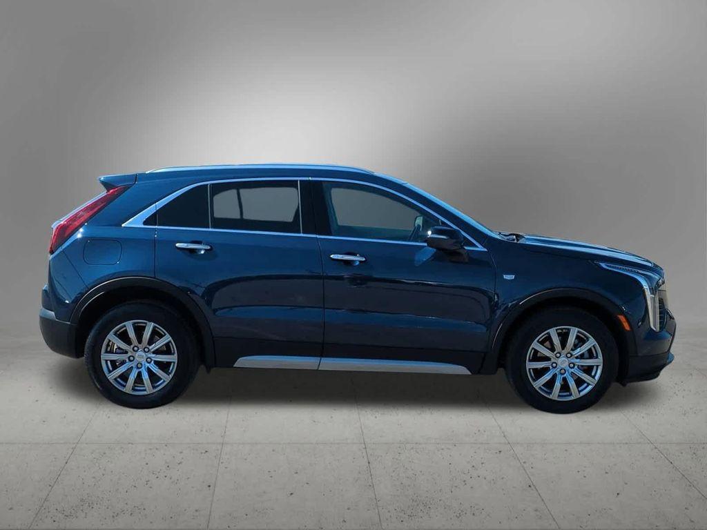 used 2022 Cadillac XT4 car, priced at $25,224