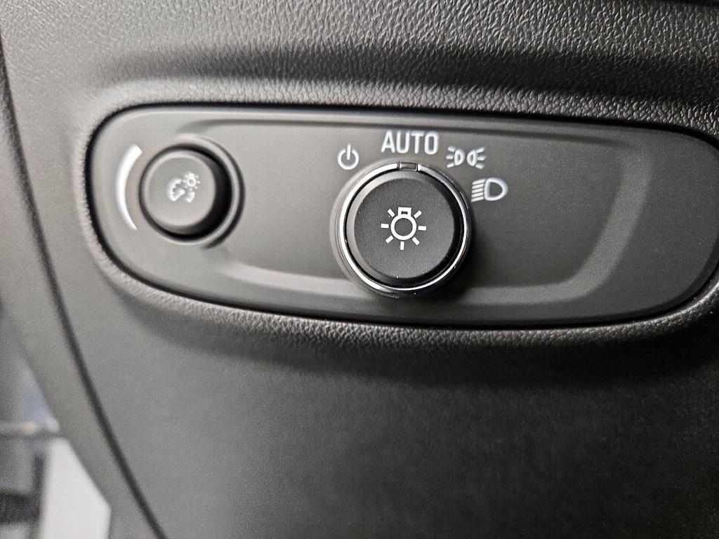 used 2022 Chevrolet Equinox car, priced at $19,998