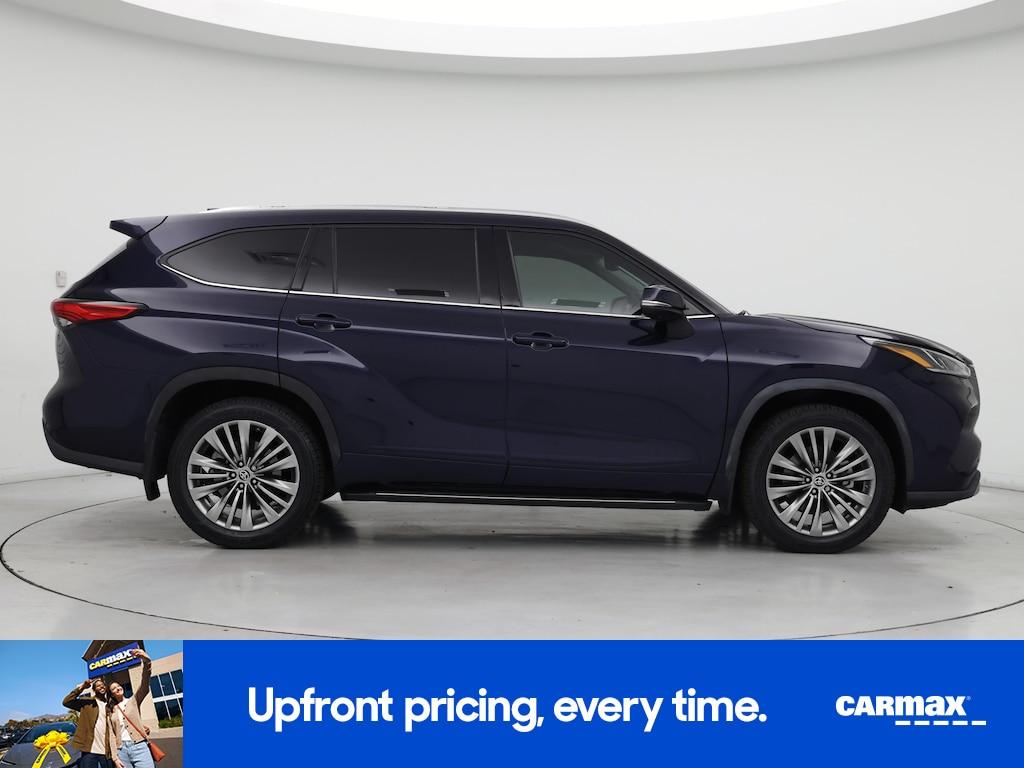 used 2020 Toyota Highlander car, priced at $34,998