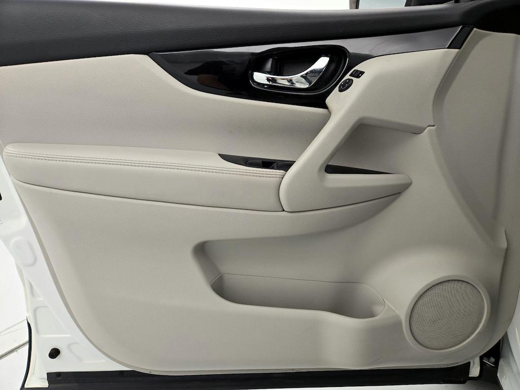 used 2020 Nissan Rogue Sport car, priced at $18,998