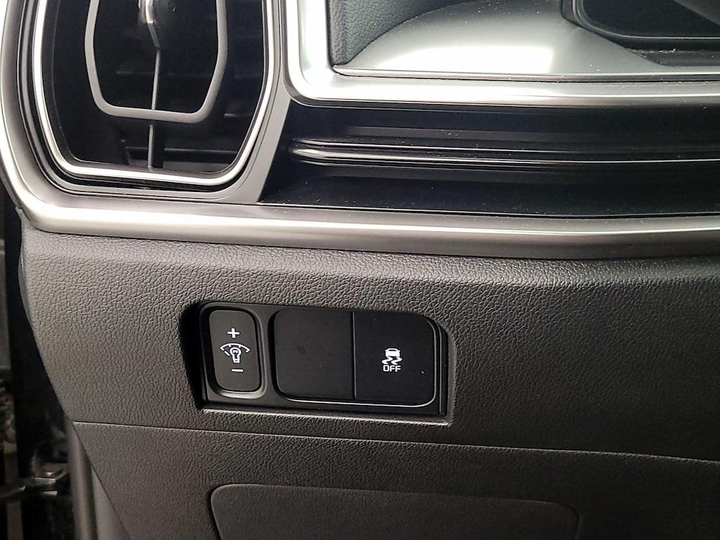 used 2024 Kia Sorento car, priced at $27,998