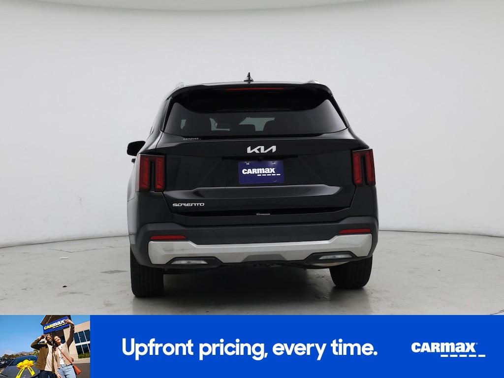 used 2024 Kia Sorento car, priced at $27,998
