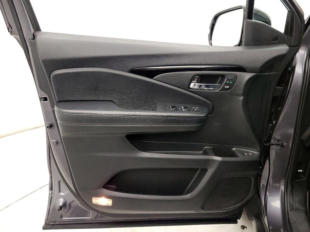 used 2016 Honda Pilot car, priced at $20,998