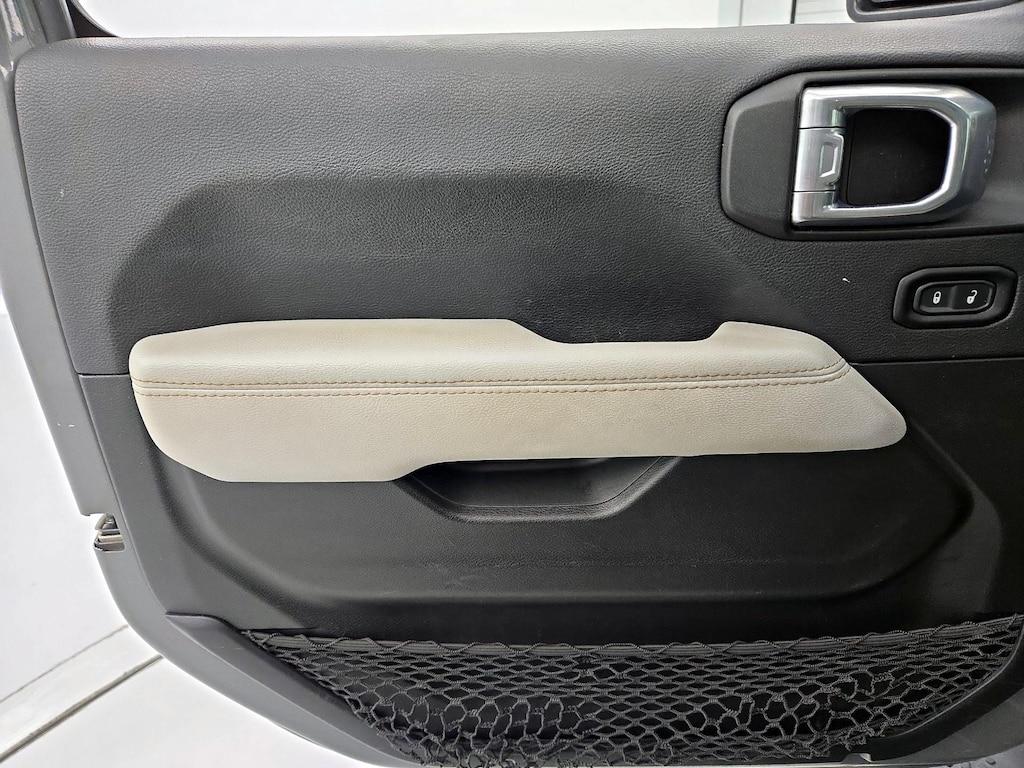 used 2022 Jeep Wrangler car, priced at $32,998