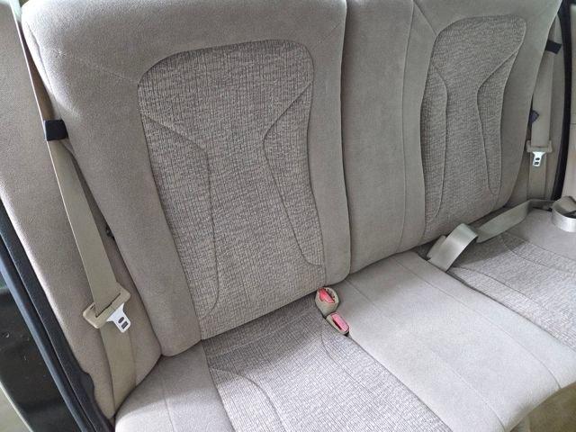 used 2001 Saturn SL car, priced at $3,999
